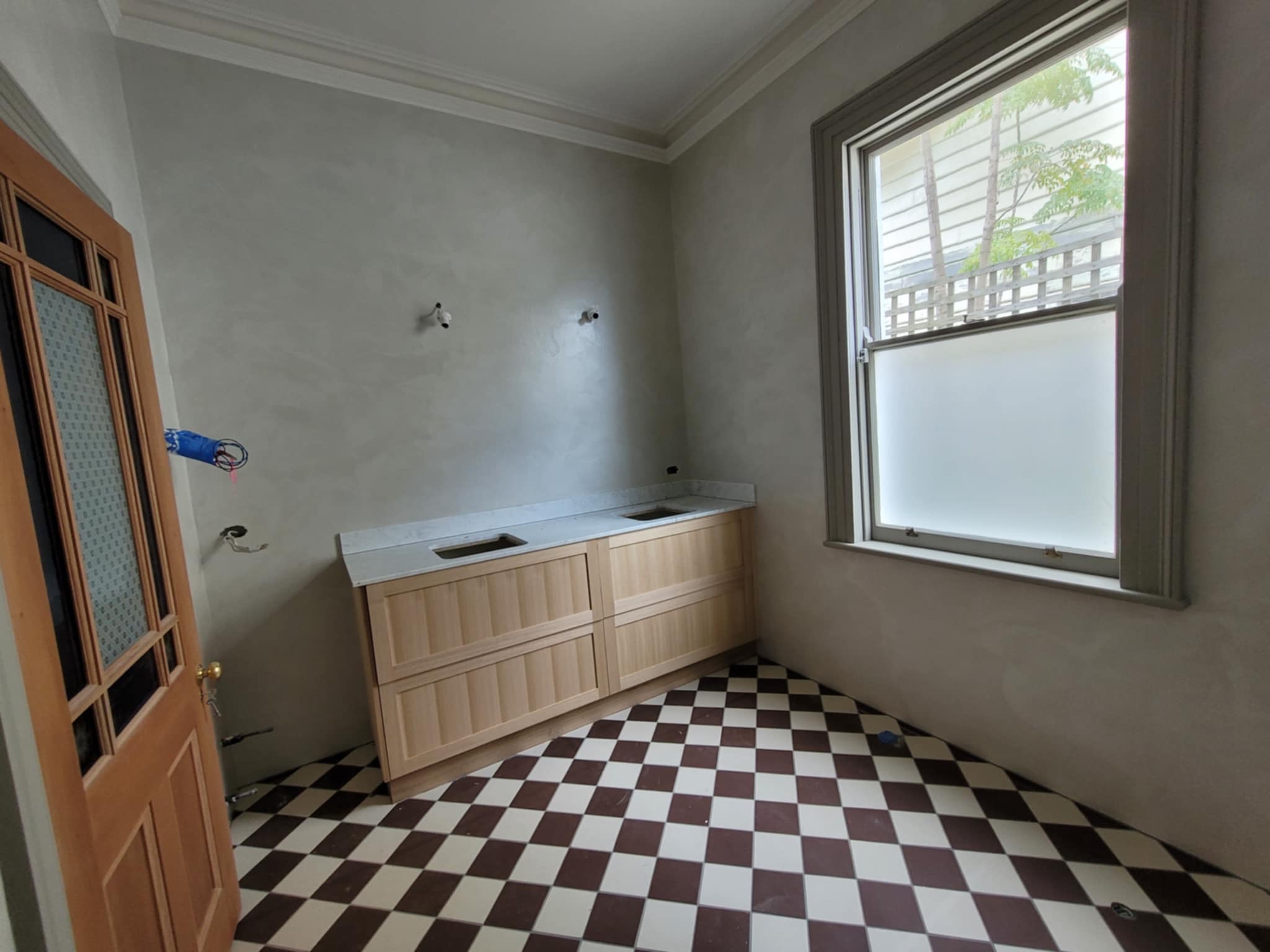 Seamless microcement wall and floor coating by DPS Plastering, Geelong region